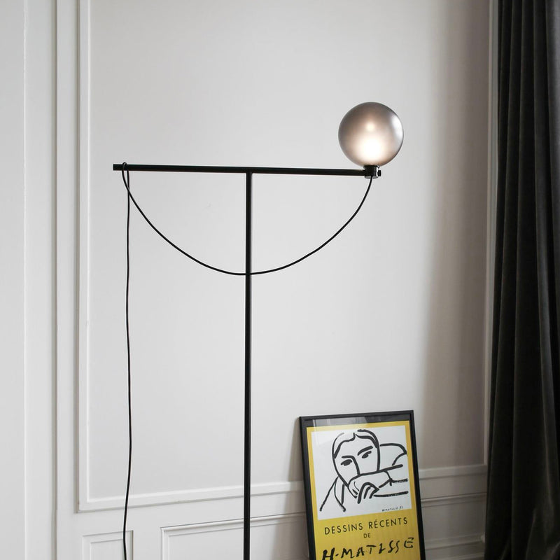 Handvärk Gulvlampe, Globe Floor Lamp, Sort - H155x80xØ20